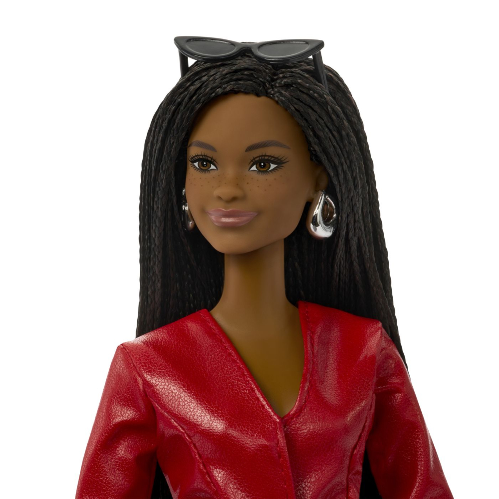 BARBIE SIGNATURE SAPTAMANA MODEI LA MILANO PAPUSA BARBIE TINUTA ROSIE [10]