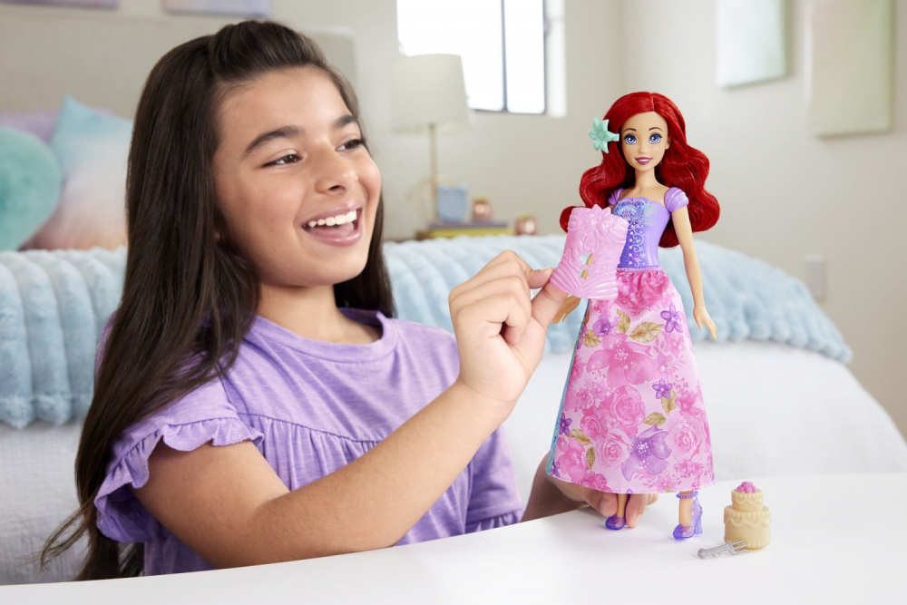 DISNEY PRINCESS SPIN AND REVEAL PAPUSA ARIEL [3]
