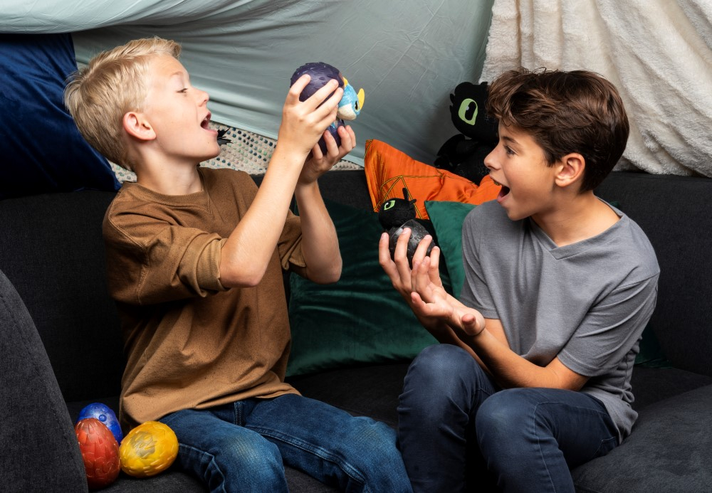 DRAGONI DE PLUS IN OU SURPRIZA [3]