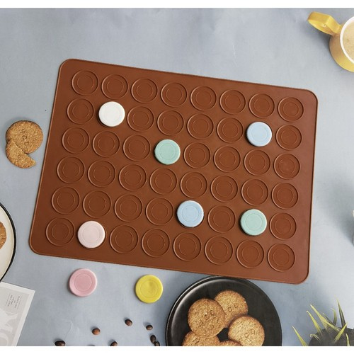 Forma din silicon pentru macarons, 2 dimensiuni, 48 orificii, 38,5 x 28,5 x 0,3 cm, maro [8]