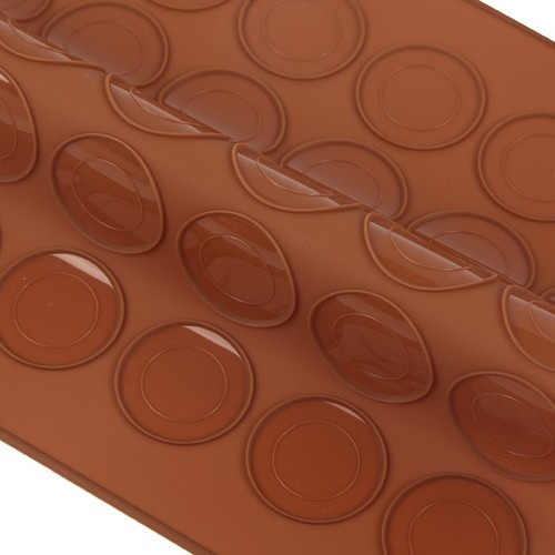 Forma din silicon pentru macarons, 2 dimensiuni, 48 orificii, 38,5 x 28,5 x 0,3 cm, maro [11]