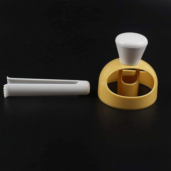 Forma pentru gogosi din plastic cu cleste, galben ,8x9.5 cm [6]