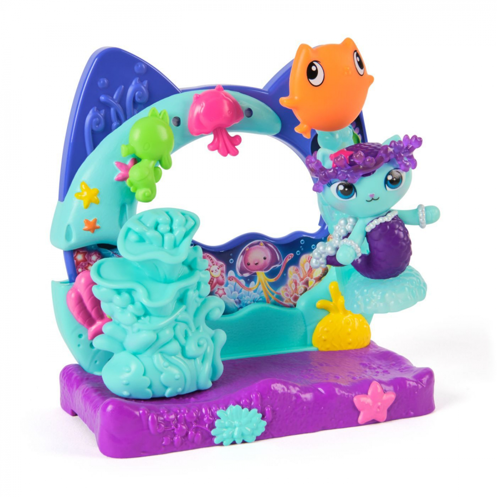 GABBYS DOLLHOUSE FILMUL SET BALCONUL ACVARIU SI FIGURINA MERCAT CU ACCESORII [7]