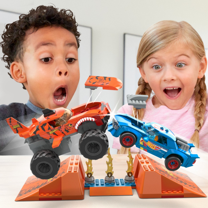 Hot Wheels Monster Truck Mega Set Construcție Cursa Tiger Shark Chomp  [5]