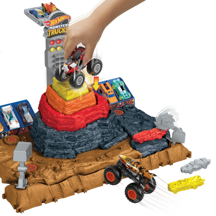 Hot Wheels Monster Trucks Arena Smashers Bone Shaker Arena Ultimate Crush [3]