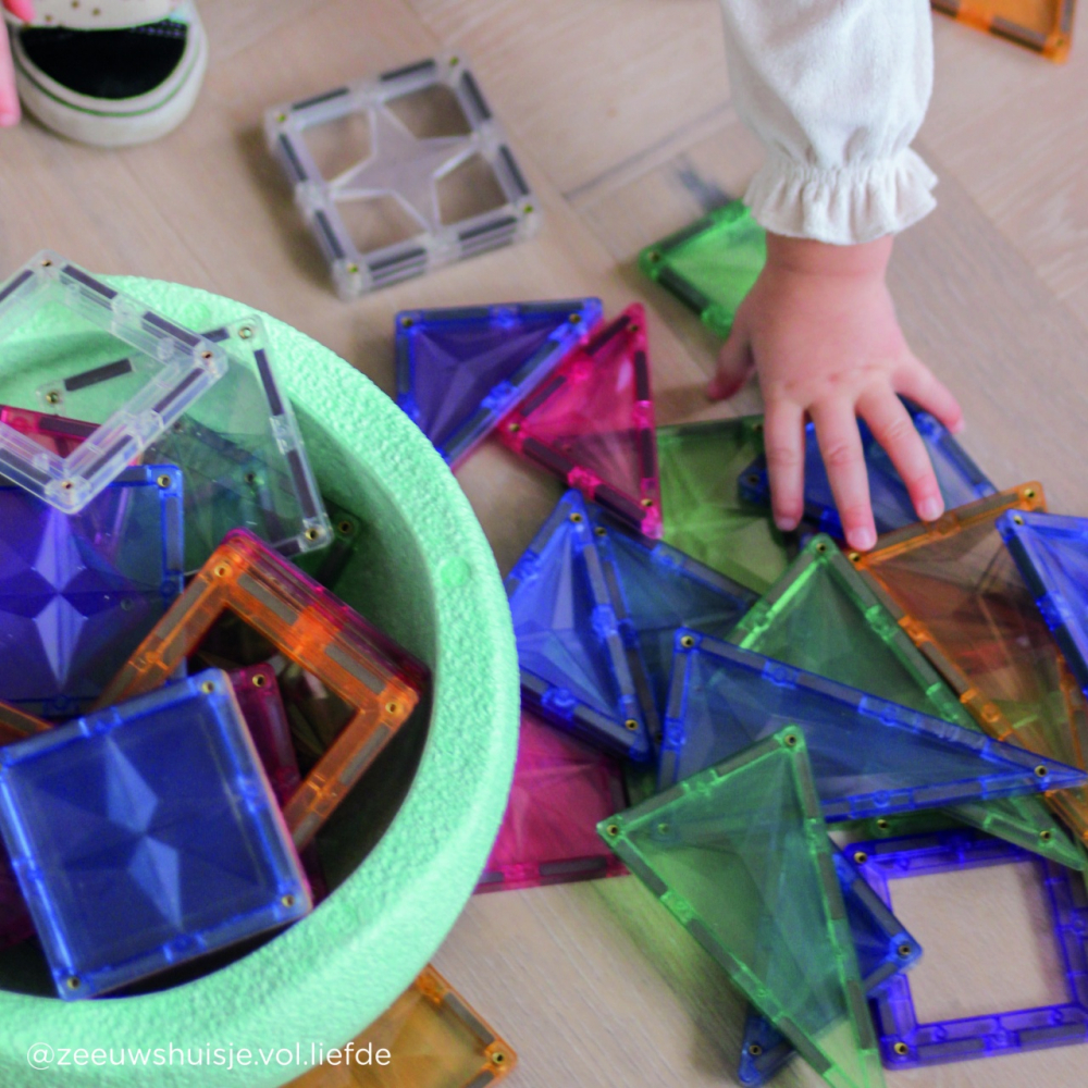 Joc magnetic de construit Pastel 45 piese, Cleverclixx [5]