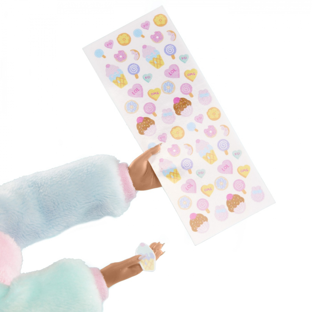 L.O.L. SURPRISE! OMG SWEET NAILS CANDYLICIOUS SPRINKLES SHOP SET PAPUSA CU ACCESORII [7]