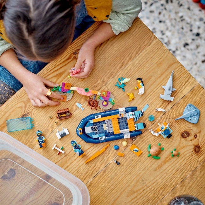 Lego city barca pentru scufundari de explorare 60377 [4]