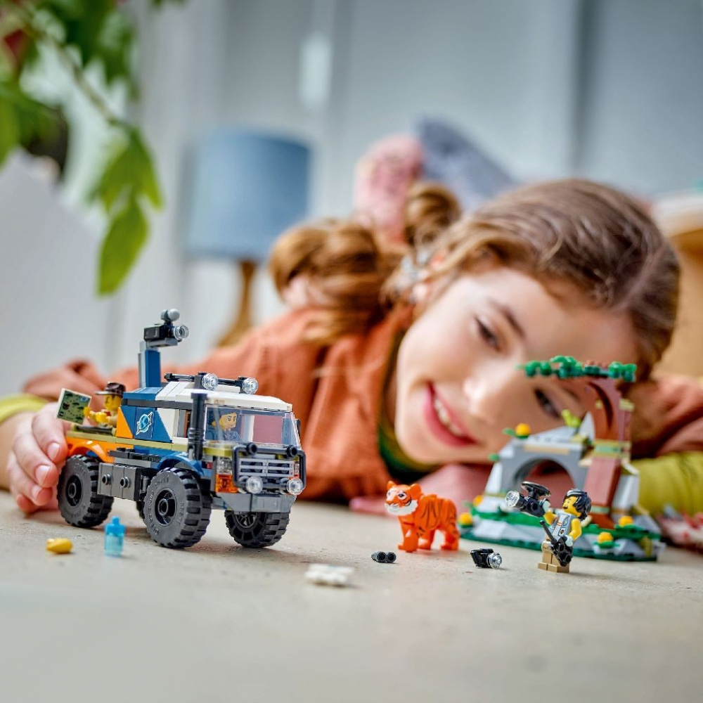 LEGO CITY CAMIONUL OFF-ROAD AL UNUI EXPLORATOR AL JUNGLEI 60426 [3]
