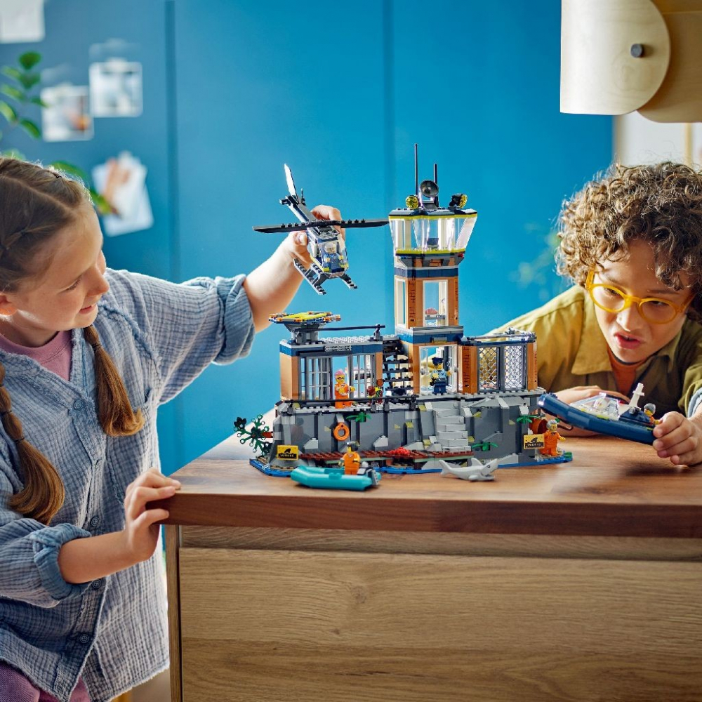 Lego City Insula Inchisoare 60419 [3]