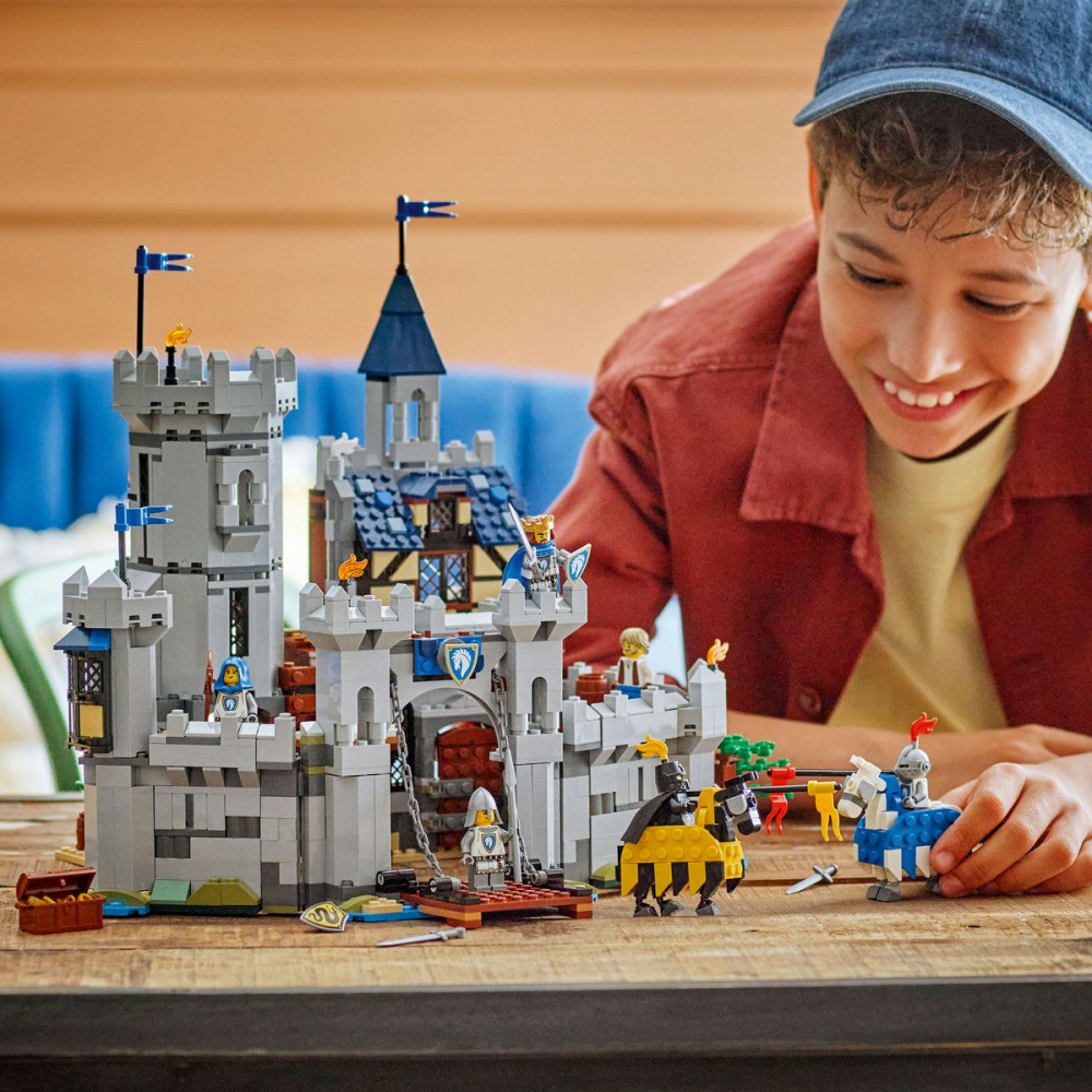 LEGO CREATOR CASTEL MEDIEVAL CU CAI SI CAVALERI 31168 [5]