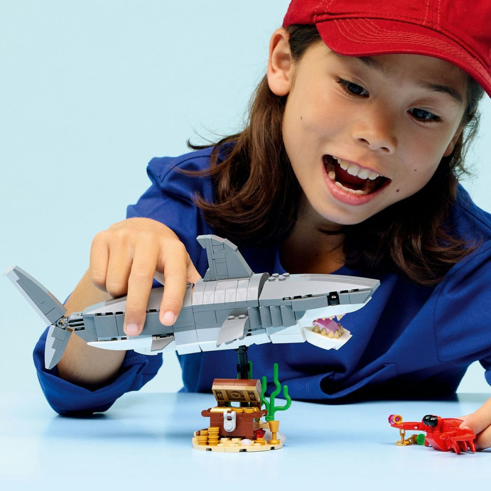 LEGO CREATOR RECHIN FEROCE CU UN CUFAR DE COMORI 31381 [6]