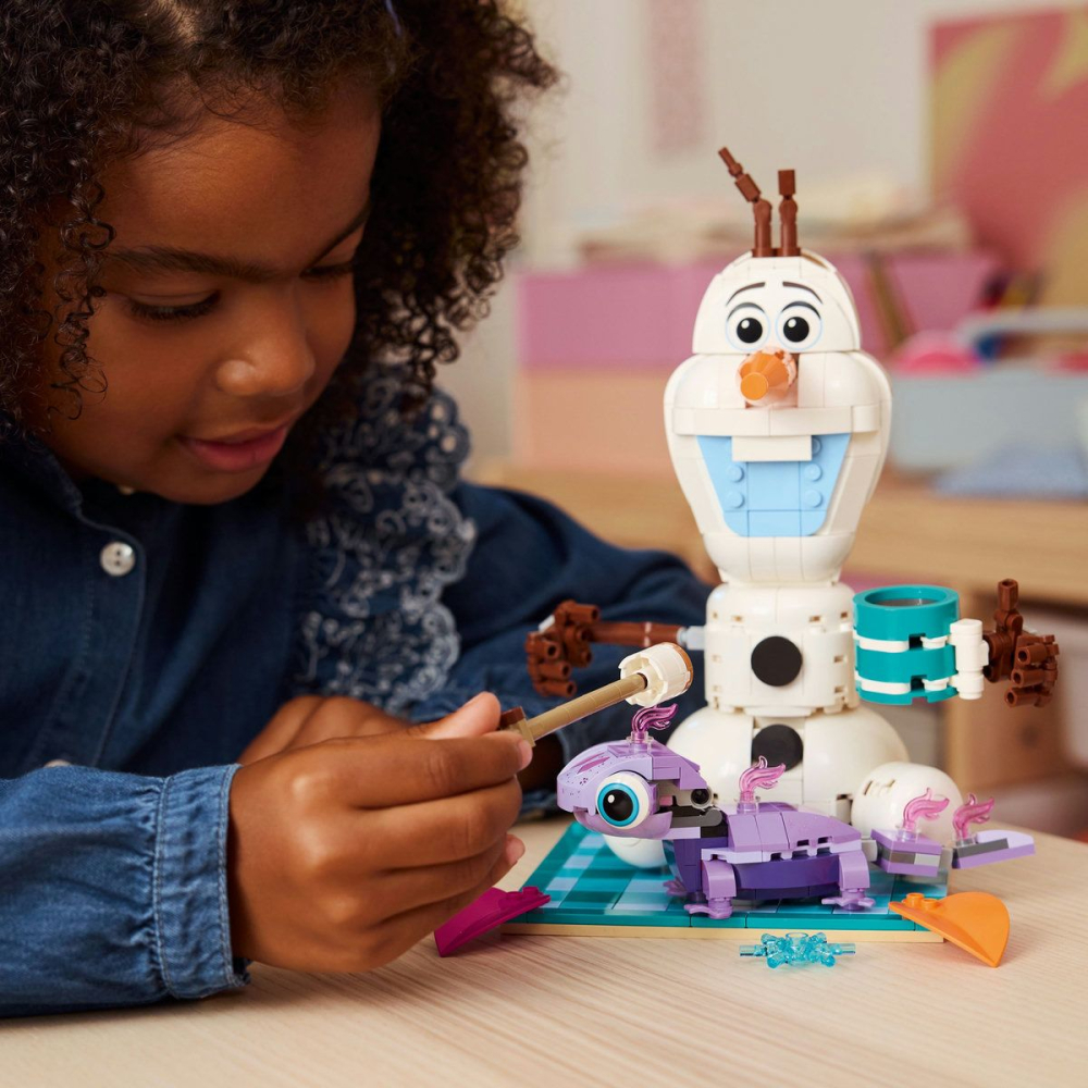 LEGO DISNEY FROZEN DISTRACTIE LA PICNIC CU OLAF SI BRUNI 43287 [4]