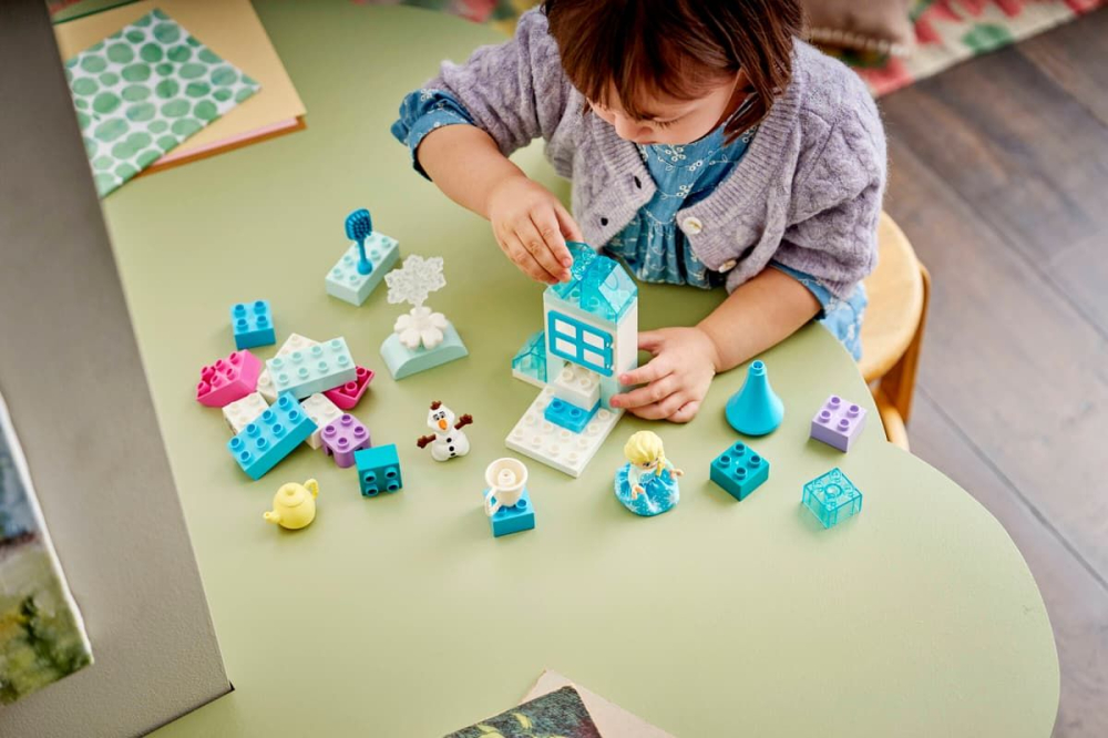 LEGO DUPLO DISNEY FROZEN CUTIE CREATIVA CU ELSA SI OLAF DIN REGATUL DE GHEATA 10462 [5]