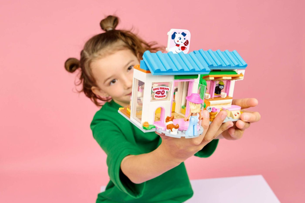 LEGO FIRENDS BRUTARIE CU BUNATATI PENTRU CAINI 42677 [6]