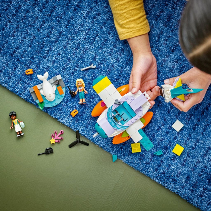 LEGO Friends Avion de Salvare pe Mare 41752  [4]