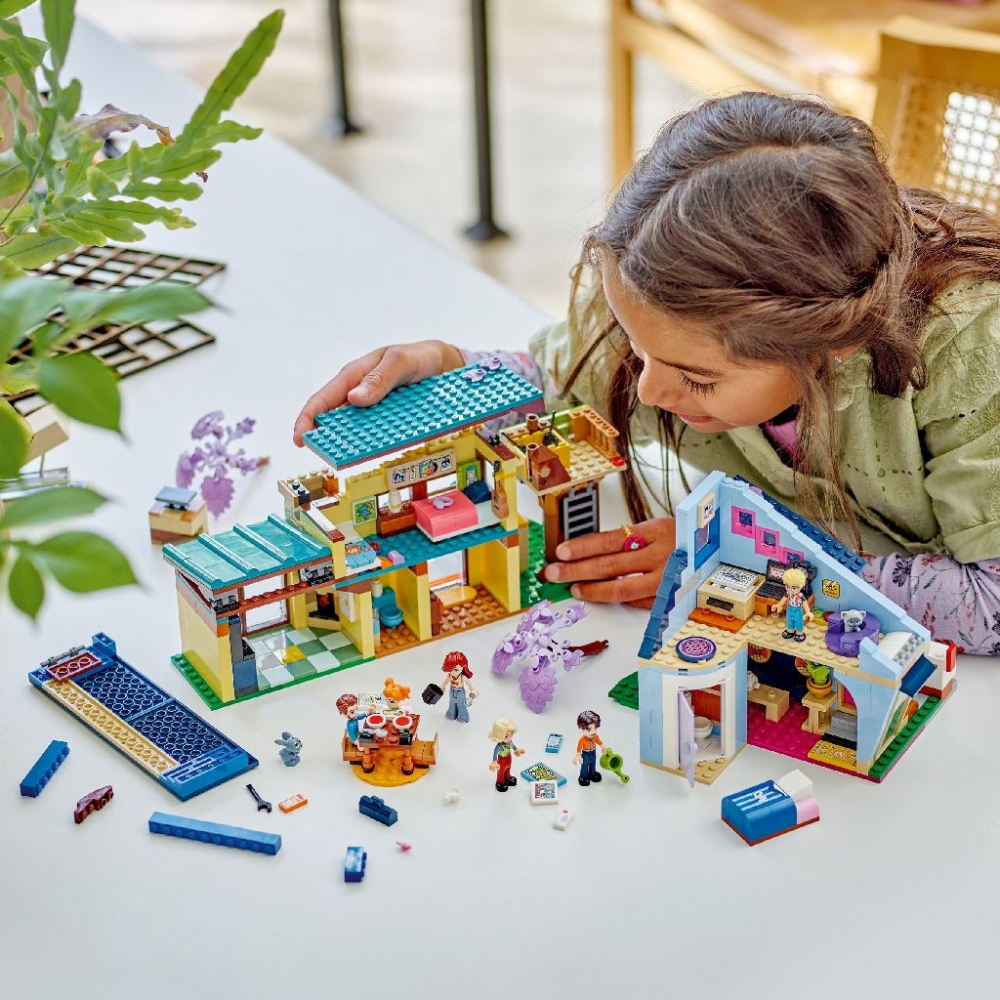 LEGO FRIENDS CASELE FAMILIALE ALE LUI OLLY SI PAISLEY 42620 [4]