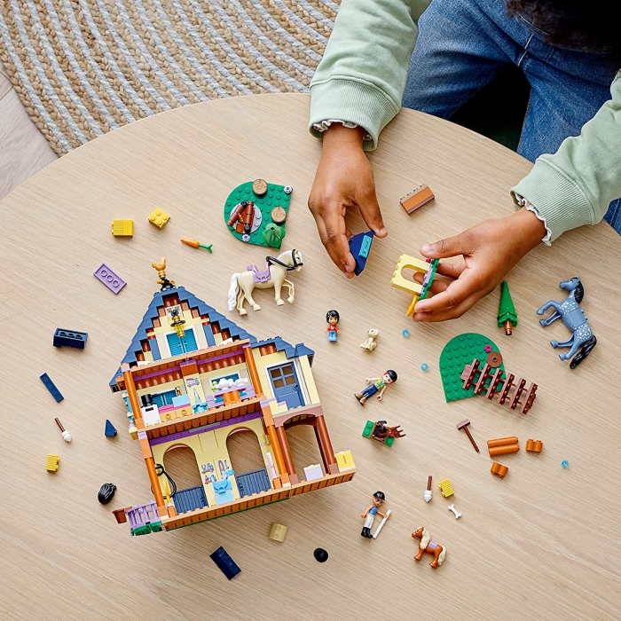 LEGO Friends Centrul de Echitație din Pădure  [4]