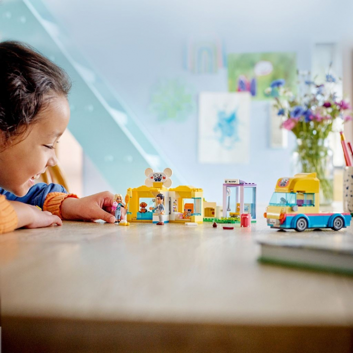 LEGO Friends Furgoneta pentru Salvarea Câinilor 41741 [3]