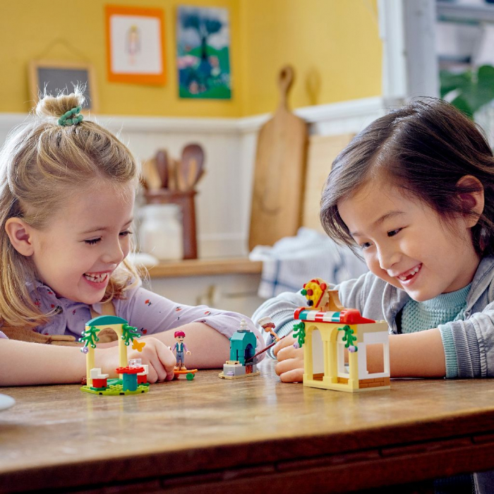 LEGO Friends Pizzeria din Orașul Heartlake 41705 [4]