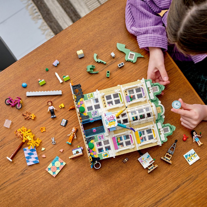 LEGO Friends Școala de Arte a Emmei 41711  [3]