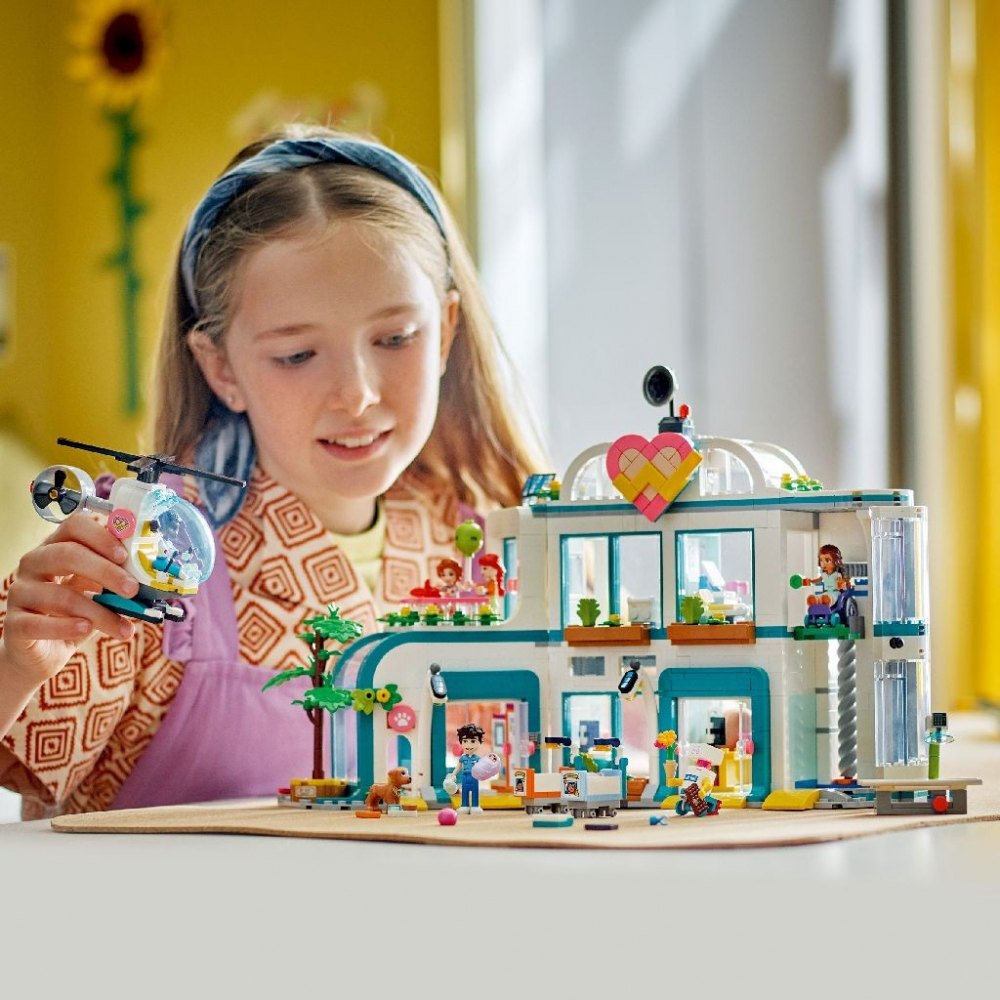 LEGO FRIENDS SPITALUL ORASULUI HEARTLAKE 42621 [3]