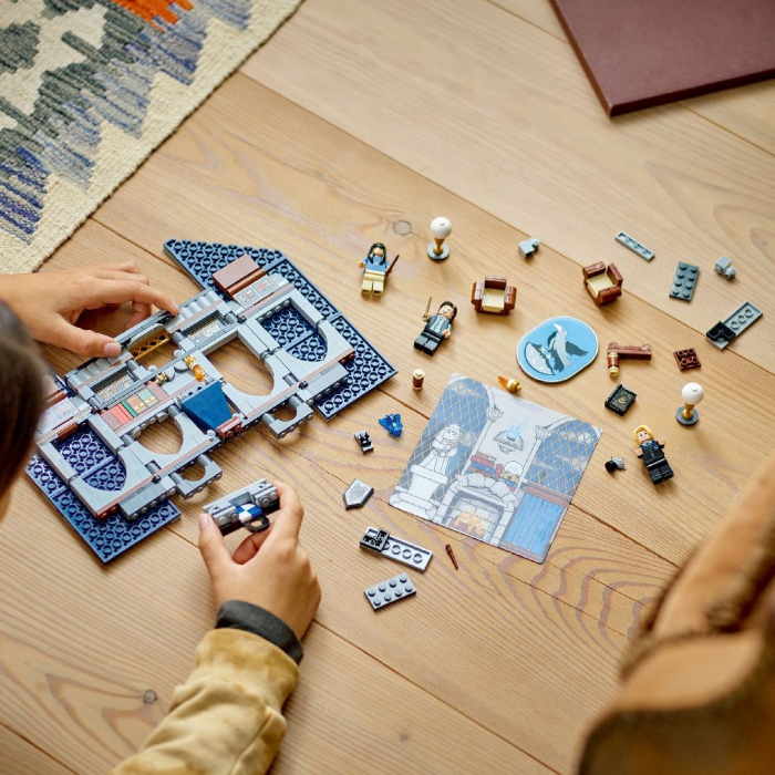 LEGO Harry Potter Bannerul Casei Ravenclaw 76411 [4]