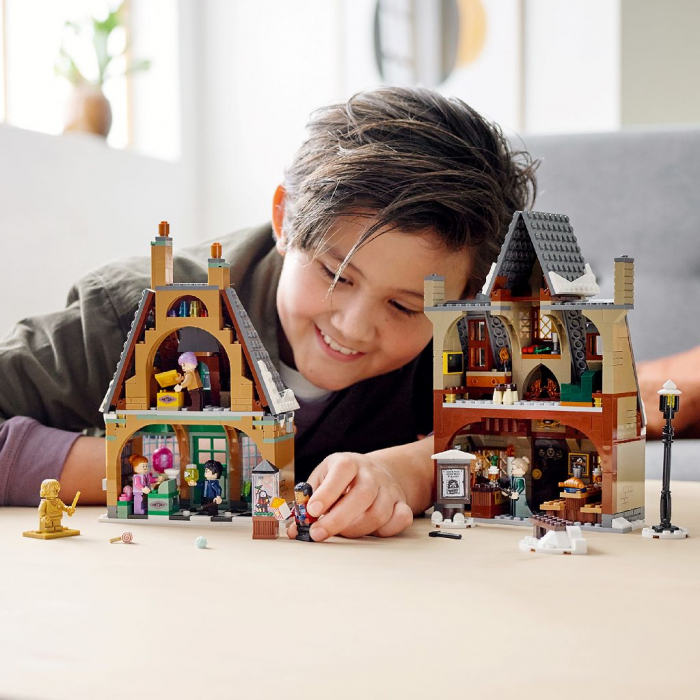 LEGO Harry Potter Vizita în Satul Hogsmeade 76388  [3]