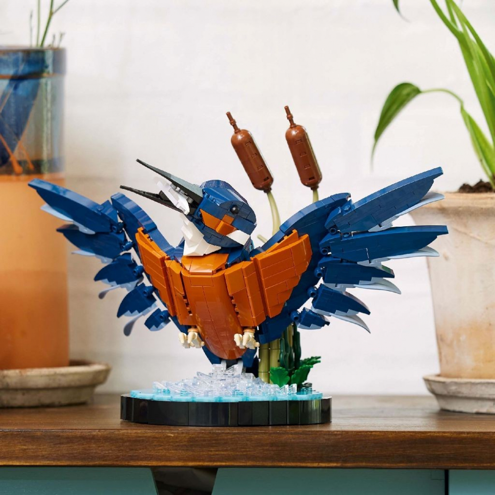 LEGO ICONS PESCARUS 10331 [6]