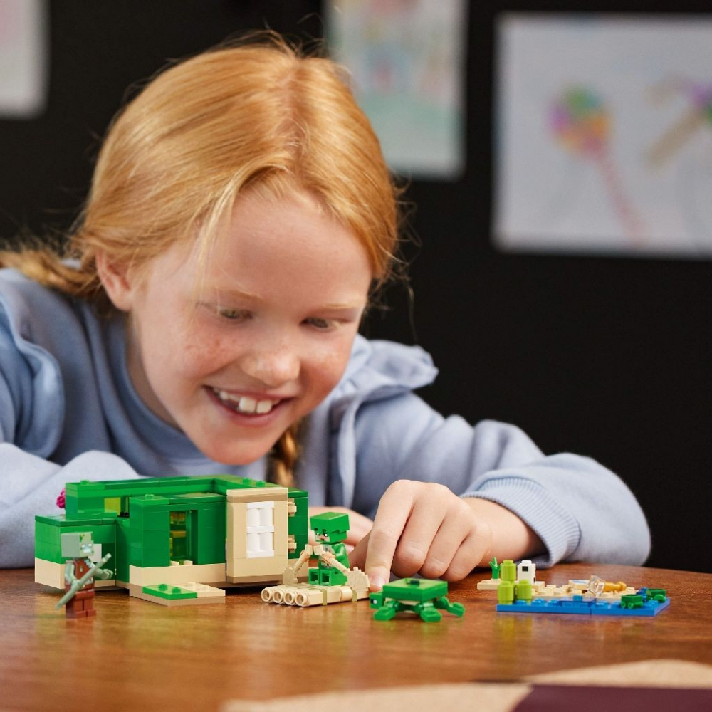 LEGO MINECRAFT CASA DE PE PLAJA TESTOASELOR 21254 [3]