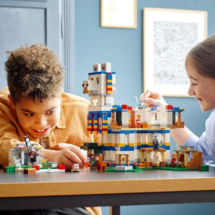 LEGO Minecraft Satul Lamei 21188  [4]