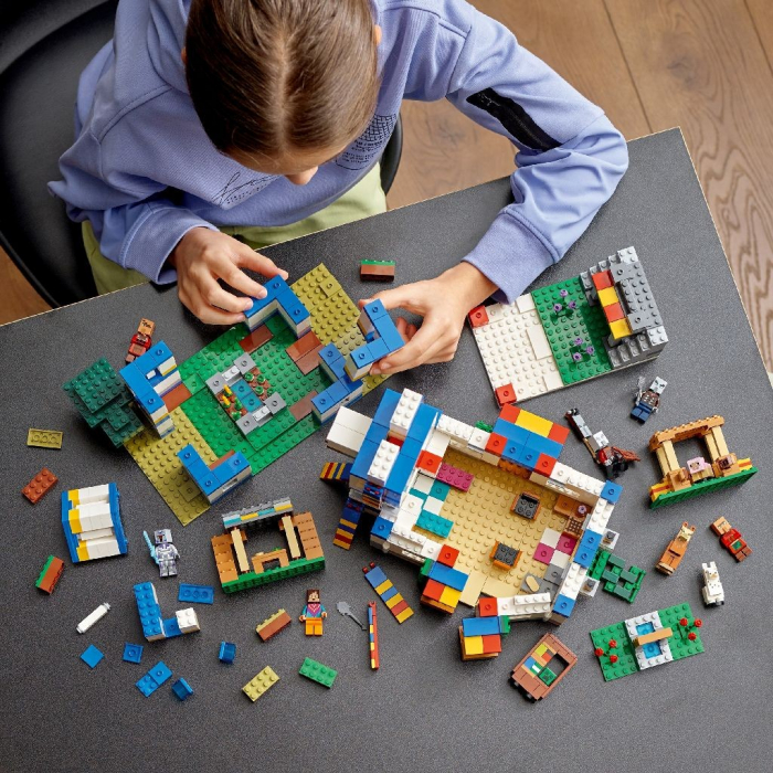 LEGO Minecraft Satul Lamei 21188  [3]