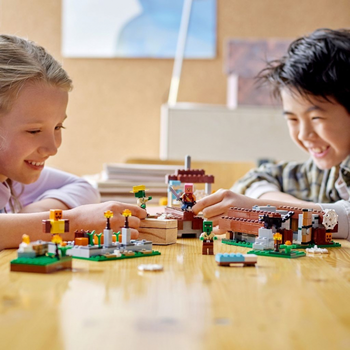 LEGO Minecraft Satul Părăsit 21190  [3]