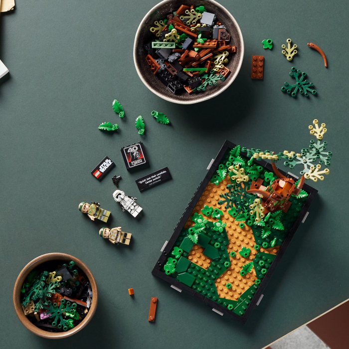 LEGO Star Wars Diorama de Urmărire cu Speederul pe Endor 75353 [7]