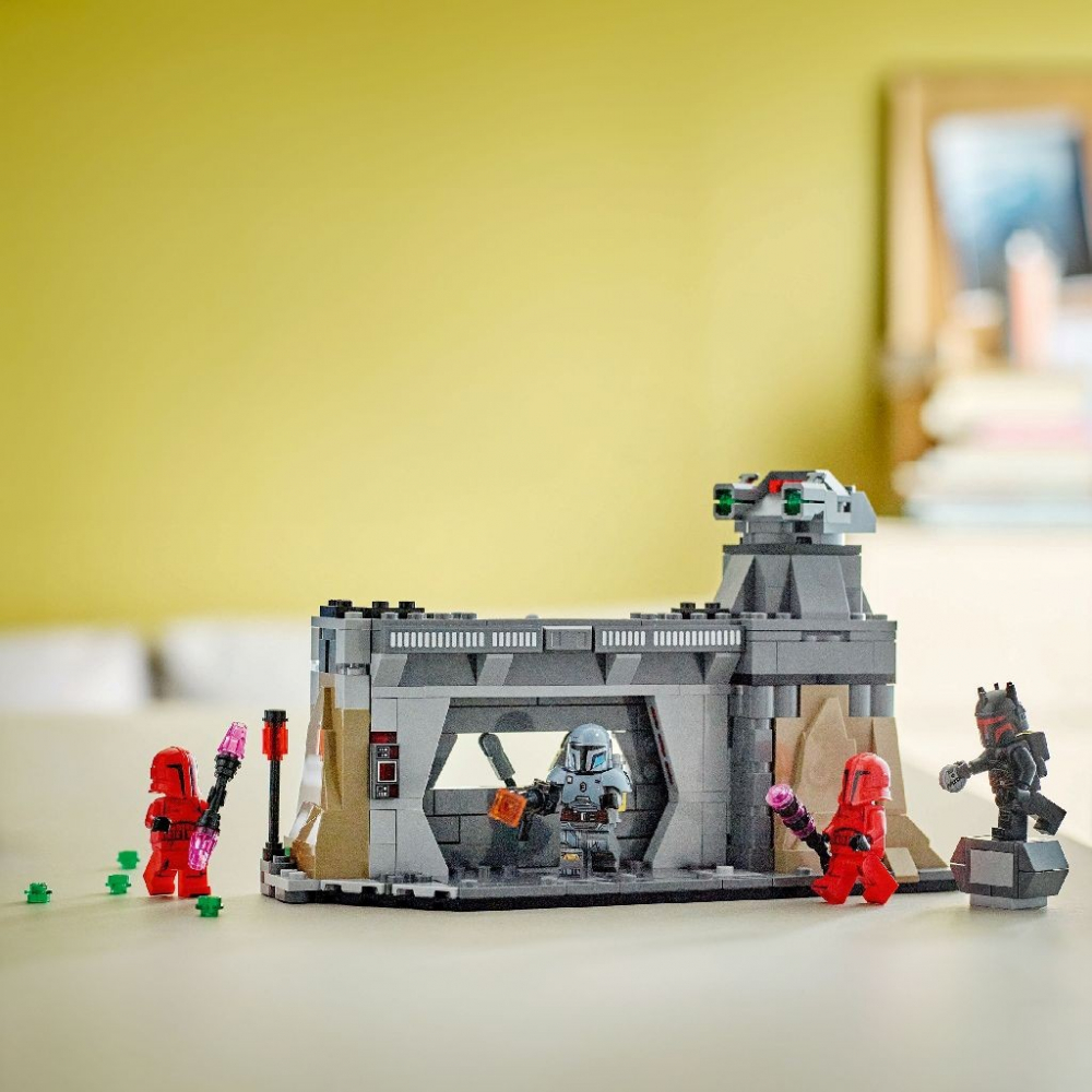 LEGO STAR WARS TM LUPTA DINTRE PAZ VIZSLA SI MOFF GIDEON 75386 [5]