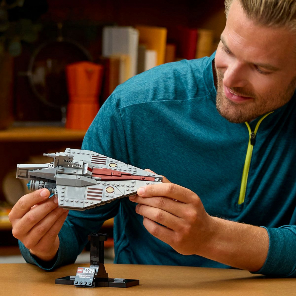 LEGO STAR WARS TM NAVA DE ASALT DIN CLASA ACCLAMATOR 75404 [3]