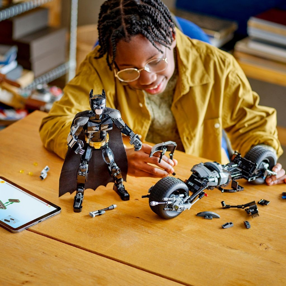 LEGO SUPER HEROES FIGURINA DE CONSTRUCTIE BATMAN SI MOTOCICLETA BAT-POD 76273 [4]