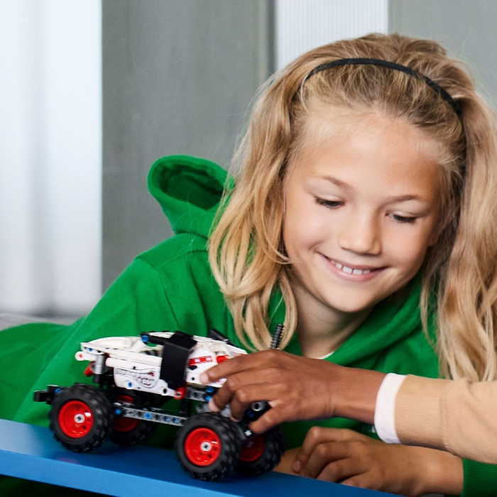 Lego techinic dalmatian monster jam monster mutt 42150 [3]