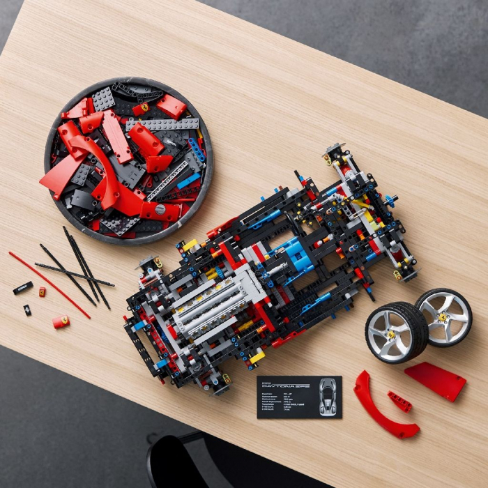 LEGO TECHNIC Ferrari Daytona SP3 42143  [5]