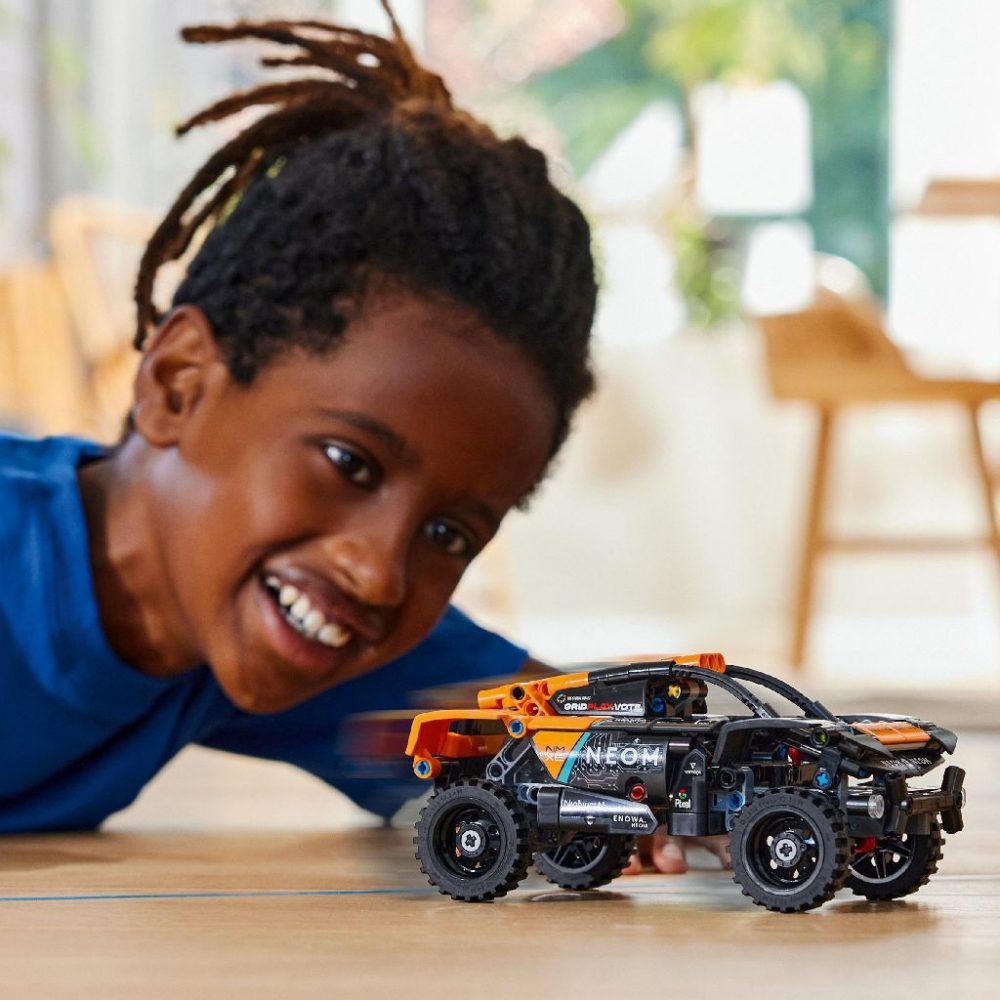 Lego Technic Neom Mclaren Extreme E Race Car 42166 [3]