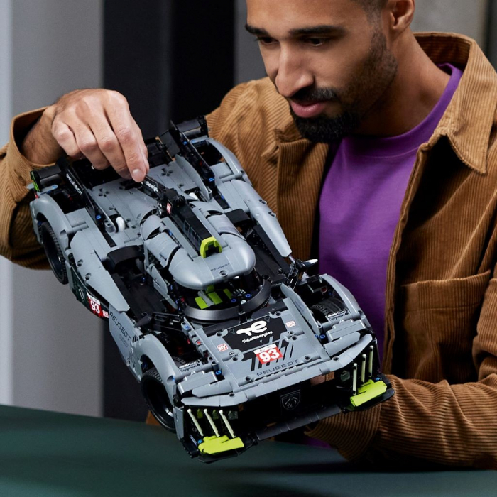 Lego technic peugeot 9x8 24h hybrid hypercar 42156 [3]