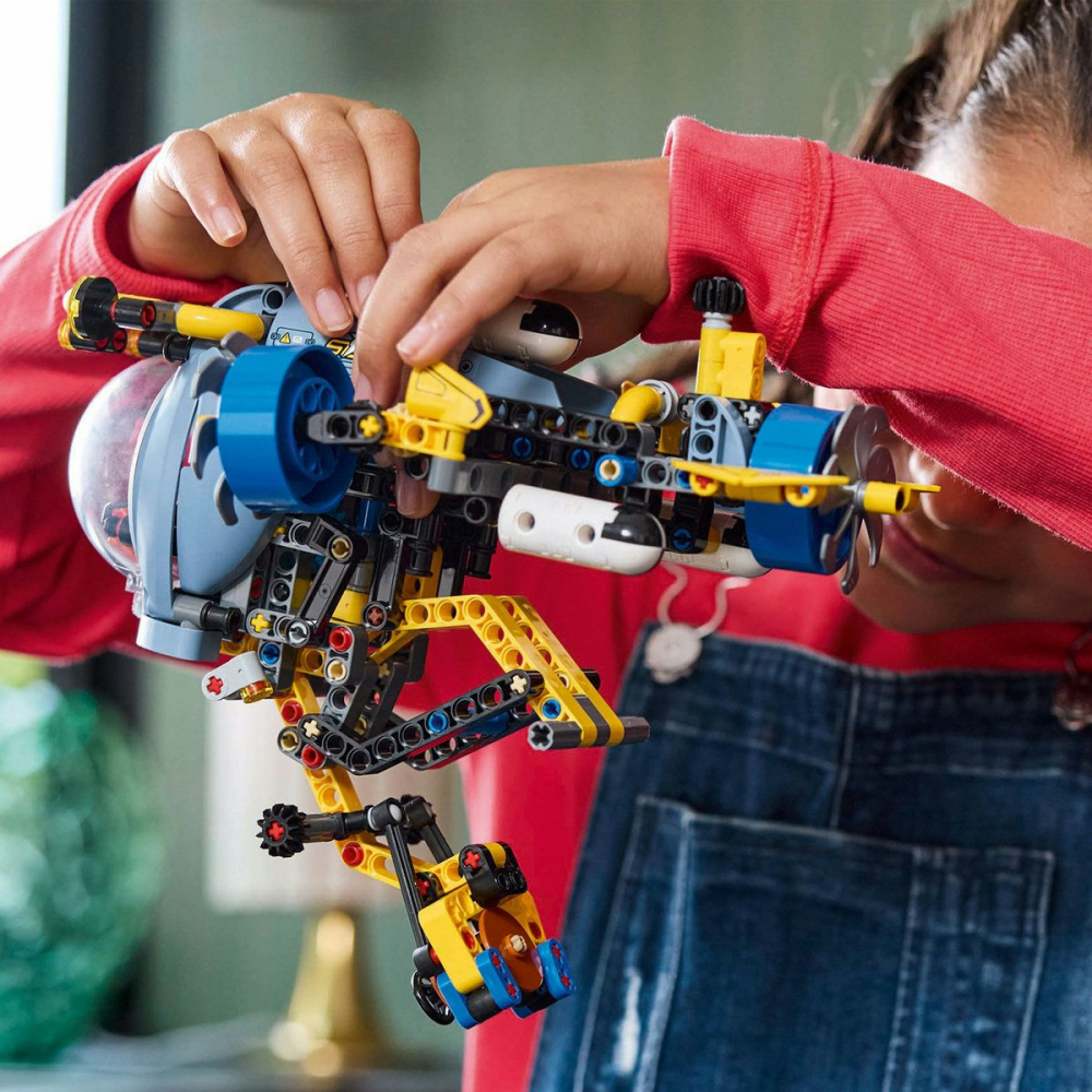 LEGO TECHNIC SUBMARIN DE CERCETARE 42201 [4]