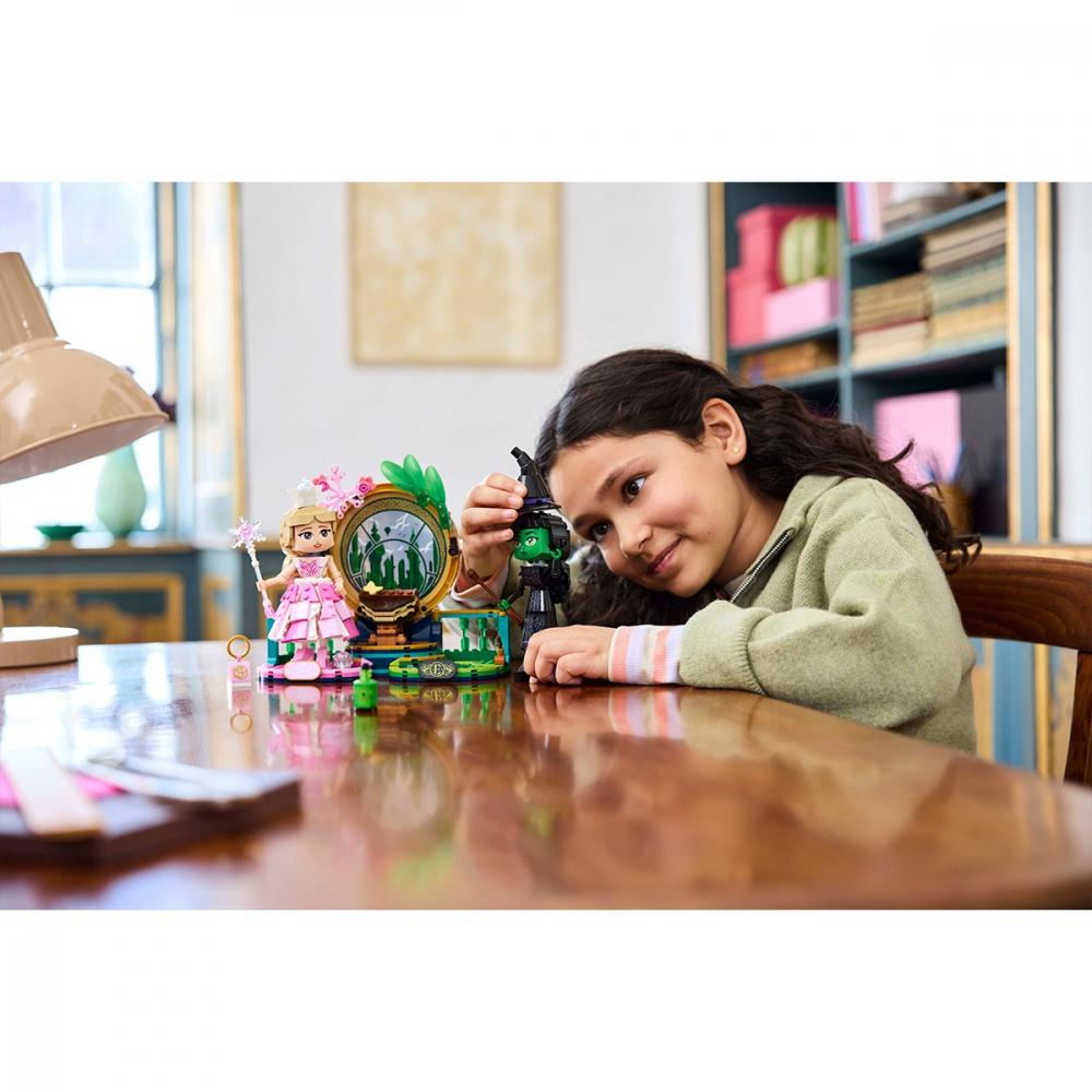 LEGO WICKED FIGURINELE ELPHABA SI GLINDA 75682 [5]