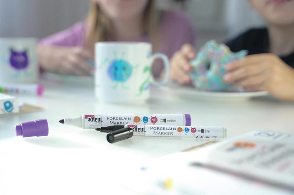 Marker copii Kreul Medium pentru porțelan, varf mediu 2-4 mm, 12 culori [3]