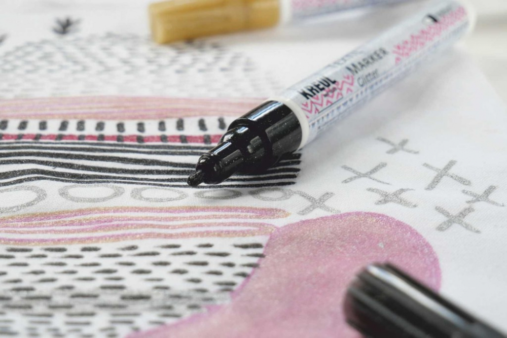 Marker Kreul Glitter pentru textile ,vârf mediu 2-4 mm, 9 culori [4]