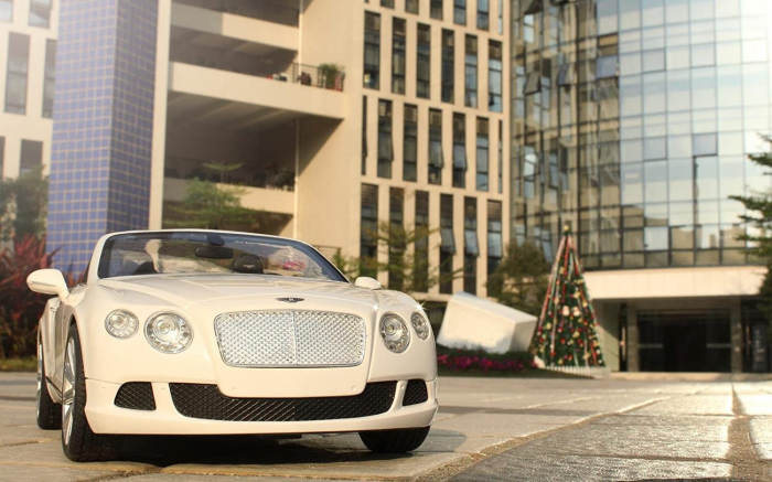 Mașină cu Telecomandă Bentley Continental GT Alb, Scara 1:12 [9]