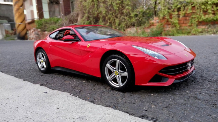 Masina cu telecomanda ferrari f12 rosu scara 1 la 14 [3]
