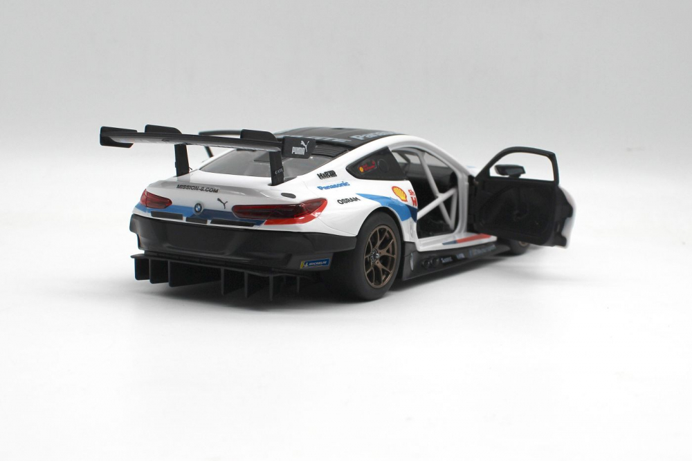 MASINUTA CONSTRUIBILA CU TELECOMANDA BMW M8 GTE SCARA 1 LA 18 [3]