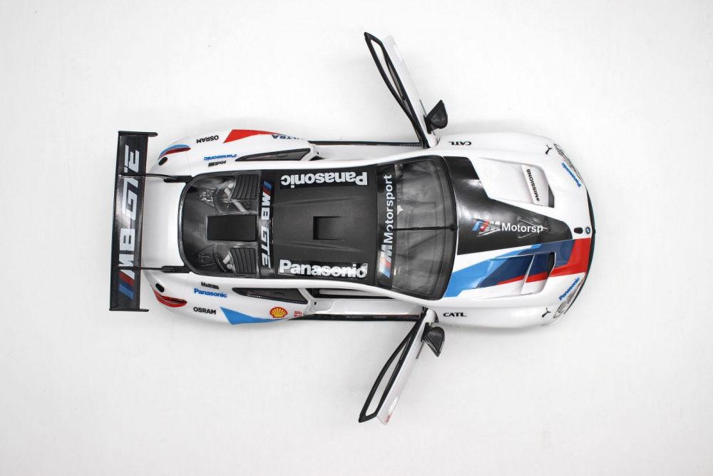 MASINUTA CONSTRUIBILA CU TELECOMANDA BMW M8 GTE SCARA 1 LA 18 [4]