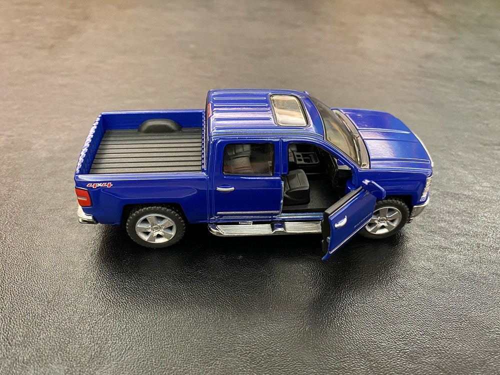 MASINUTA METALICA CHEVROLET SILVERADO 13CM SCARA 1 LA 46 [9]